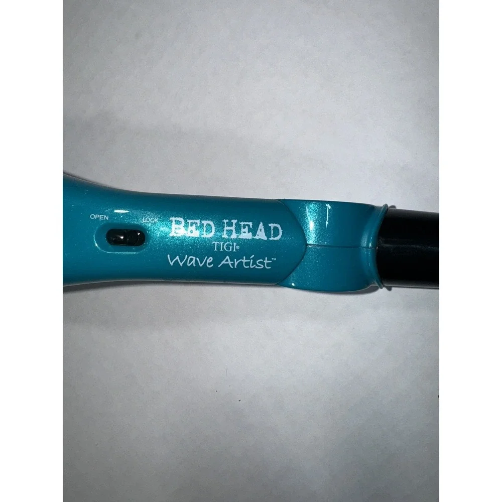 Bed Head TIGI Wave Artist Curling Iron‎ Waver Curling Iron